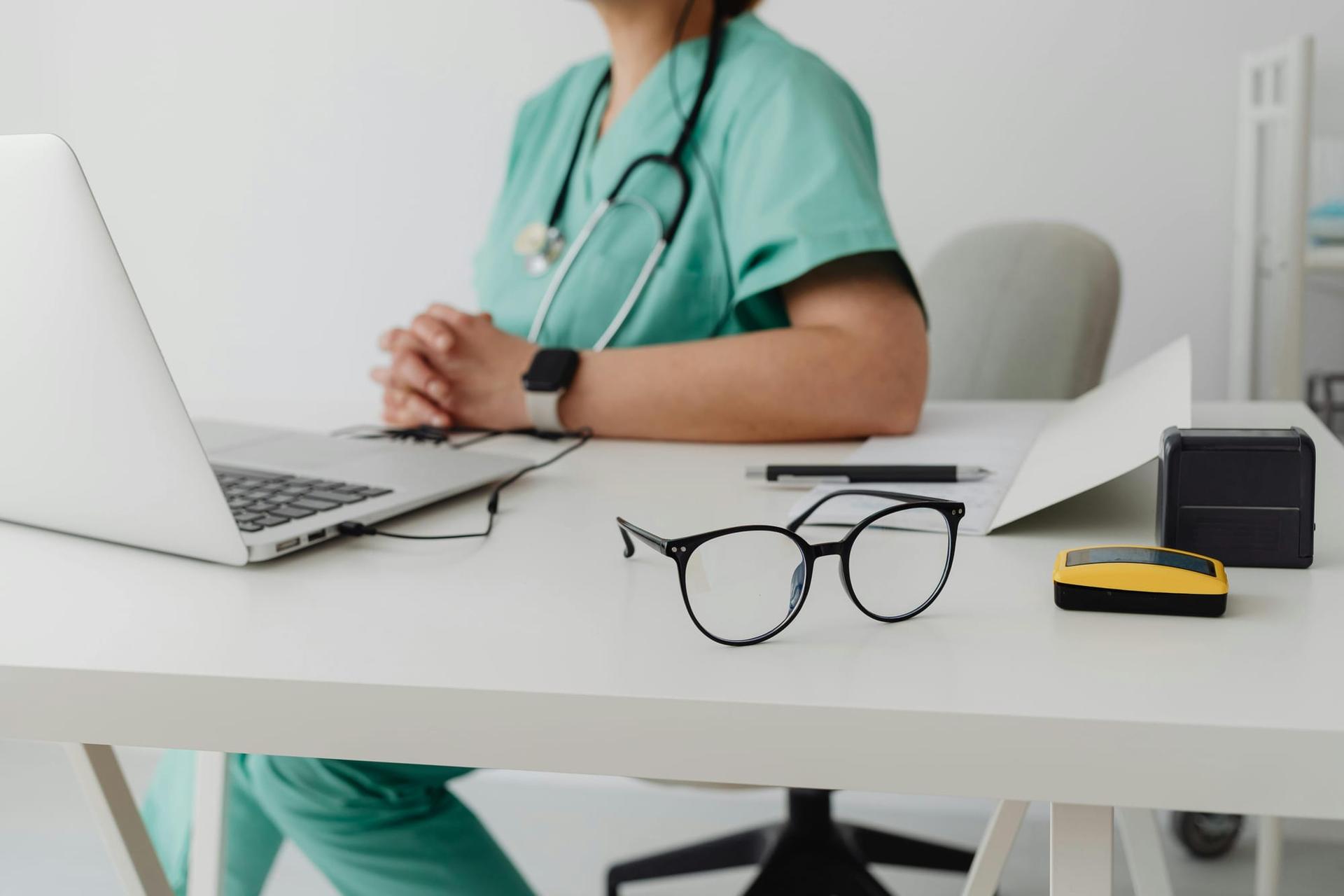Trouver un médecin spécialiste en Algérie : le guide pratique